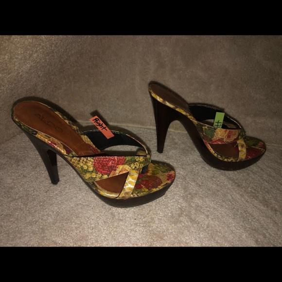 Aldo alligator heels - Picture 2 of 8